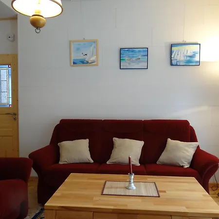 Rote Haus In Holiday home *