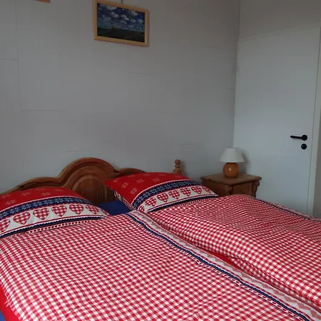 Rote Haus In Holiday home *